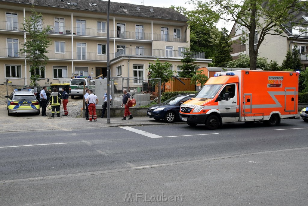 Einsatz BF Koeln Koeln Brueck Bruecker Mauspfad P48.JPG - Miklos Laubert